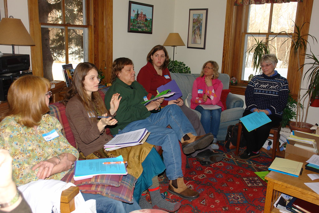 Presentation by EarthKeepers II Project Coordinator Kyra Fillmore Ziomkowski at EarthKeepe — illustrating best family office audit